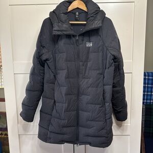 Mountain Hardwear Women's Charcoal Puffer Coat